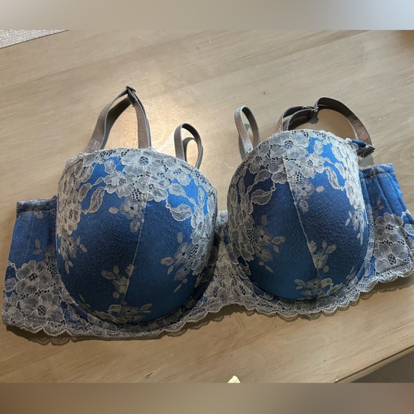 Torrid Blue and Gray Lace Bra Molded Cup Intimates size 44DD - Picture 1 of 5